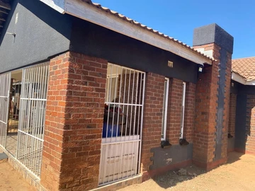Beautifully Designed And Built Home