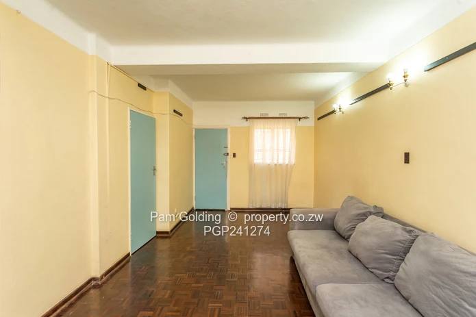  Neat one bed flat for sale!