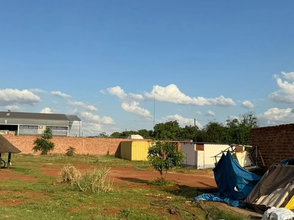 Commercial & Industrial Land