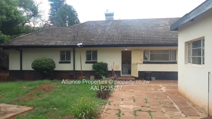 4-Bedroom Home with Borehole and Fitted Kitchen