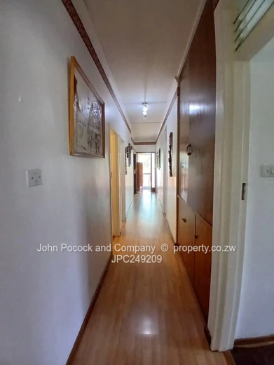 An Executive Sanctuary of Light, Space and Privacy (Sole Mandate)