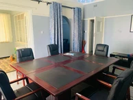 2 Bedroom Flat & Apartment