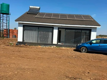 2 Bedroom House