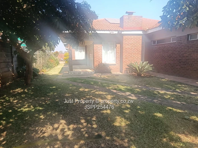 Modern Neat House in Adylinn Westgate