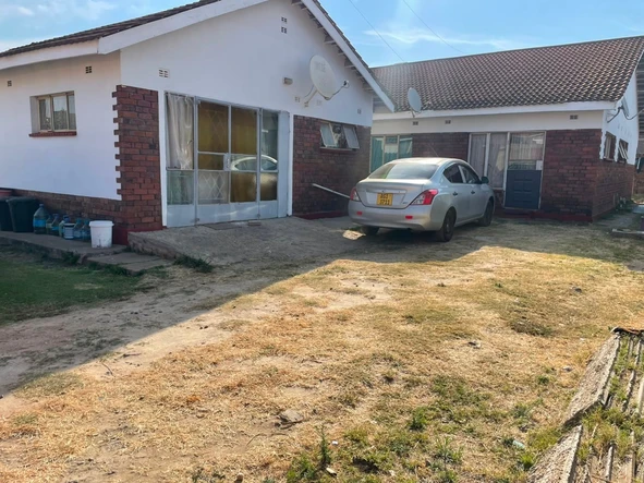 6 Bedroom House