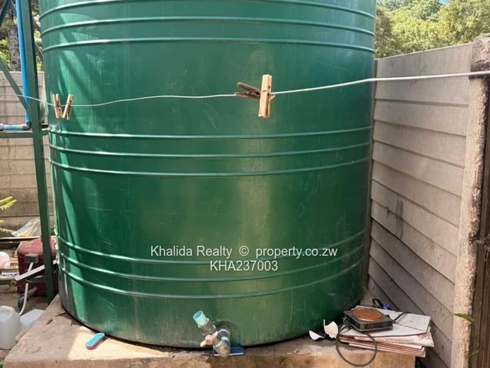 Chitungwiza Makoni shop for sale 