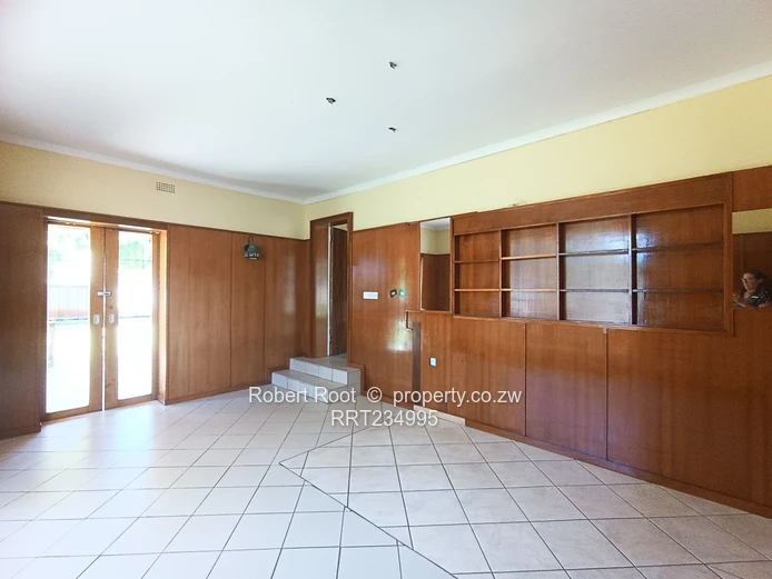 4 bed home in Kamfinsa