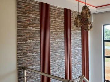 4 Bedroom Flat & Apartment