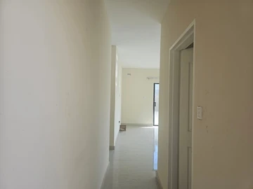 2 Bedroom Flat & Apartment