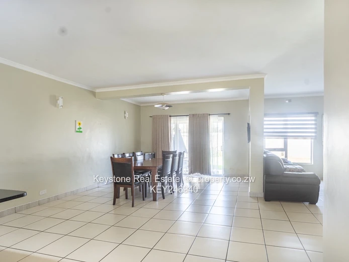 3 Bed Townhouse For Sale