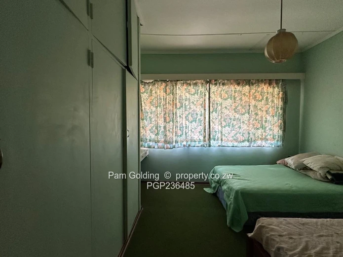 Solid Family Comfort In The Heart Of Hillside.