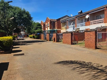 3 Bedroom Garden Flat