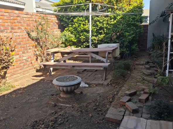 2 Bedroom Garden Flat