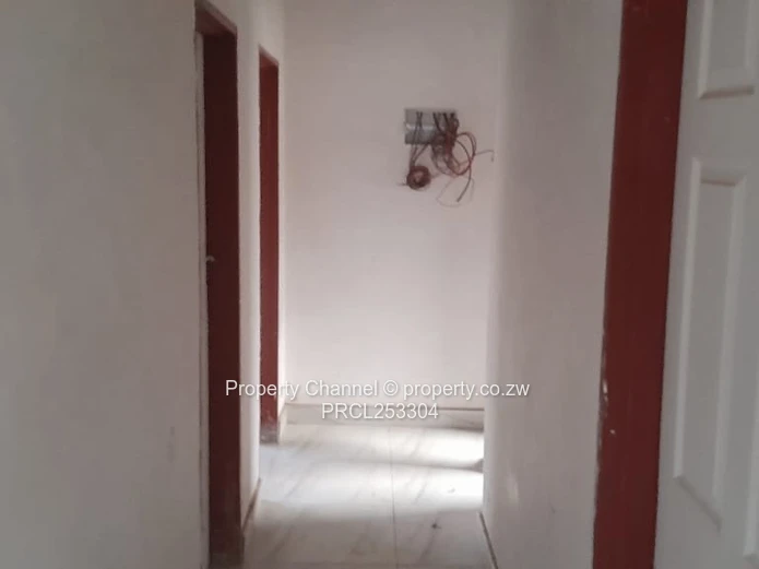 4-Bedroomed House in Glaudina — Walled & Tiled