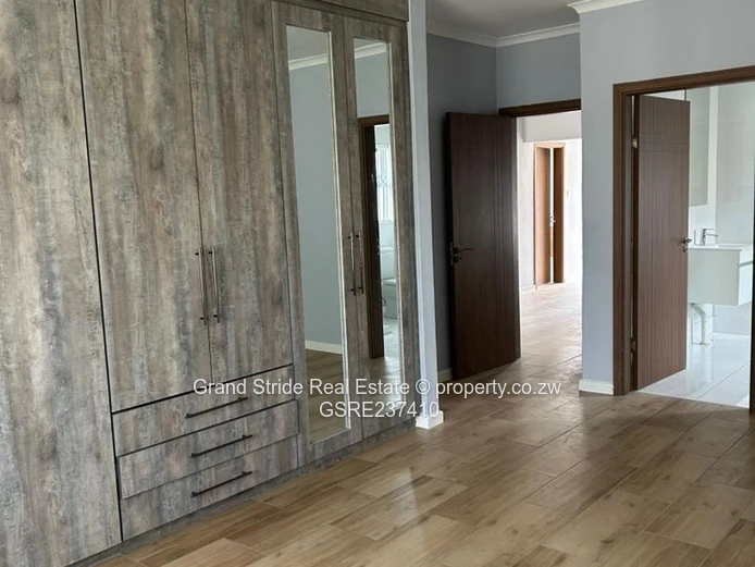 Townhouses for sale in Greendale