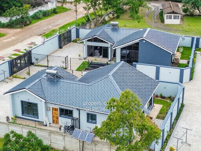 Gated Modern 3-Bed Townhouse Complex in Mabelreign — Borehole