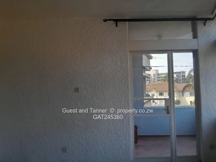 1 Bedroom Flat/Apartment to Rent in Avenues