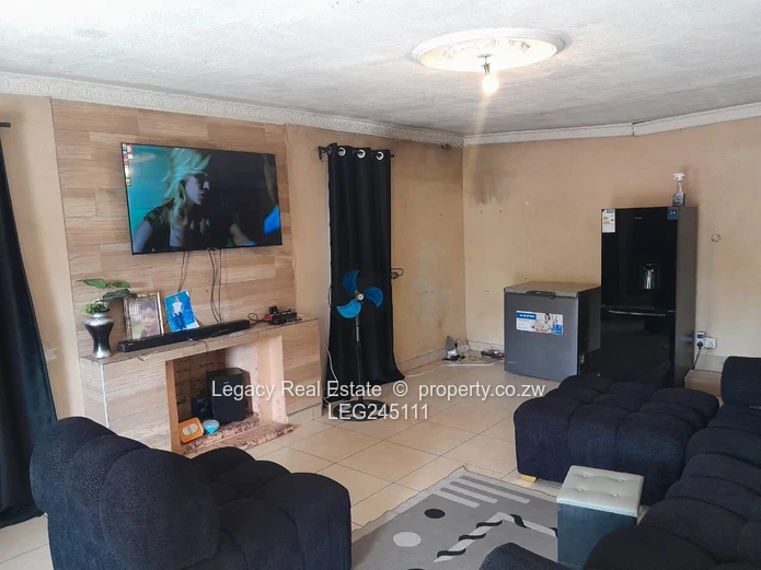 Well-Located Home Close To Aquatic Complex