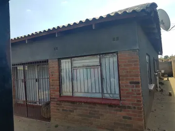 Chitungwiza Unit M House for sale