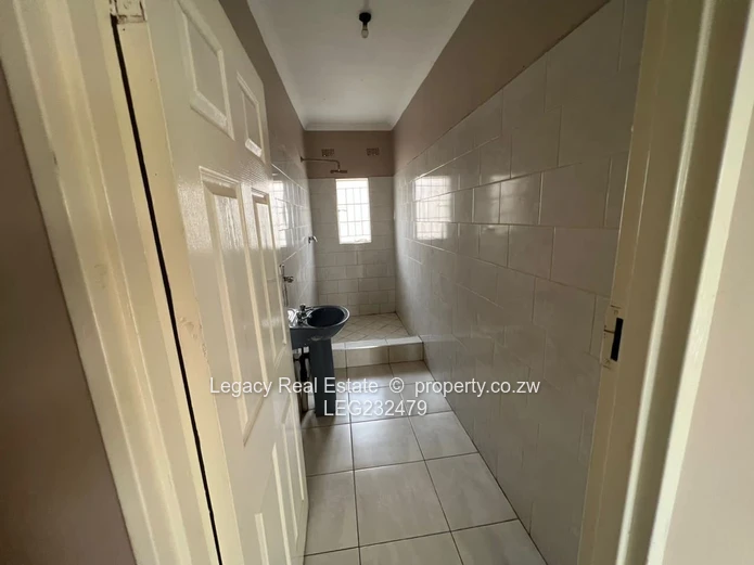 Southlea Park – 3 Bedroom Front Wing To Rent