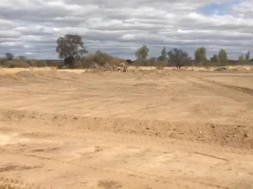 Commercial & Industrial Land