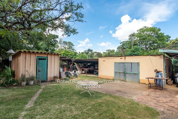 7,729sqm Near Major Routes With Good Borehole (Sole Mandate)