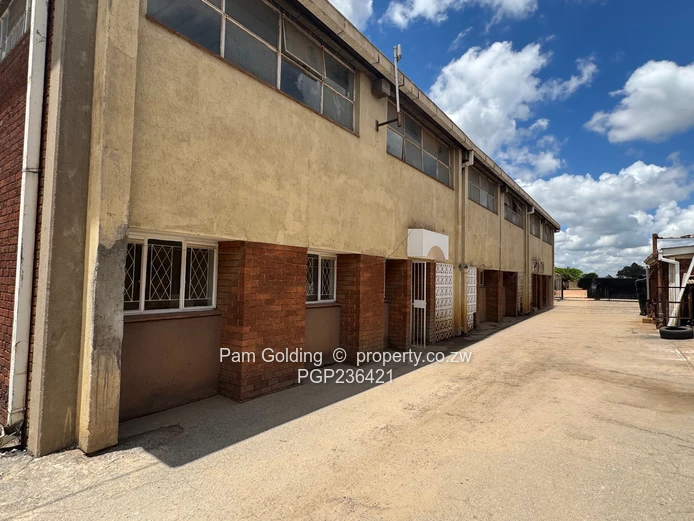 Warehouse to rent - Msasa