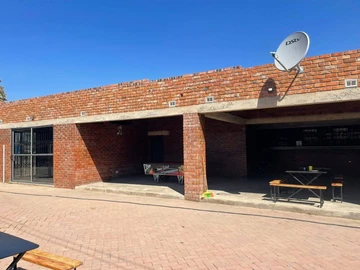 Shop & Retail Property