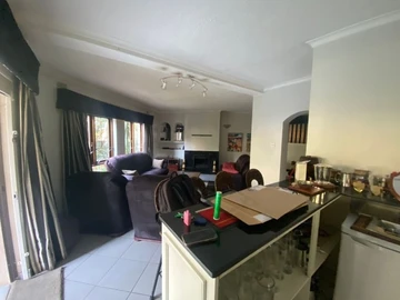 3 Bedroom Garden Flat