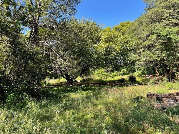 6 acres in Glen Lorne - Mixed Use - Good water