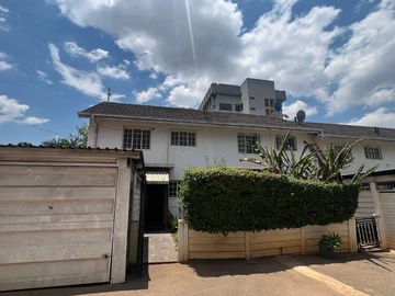 2 Bedroom Garden Flat