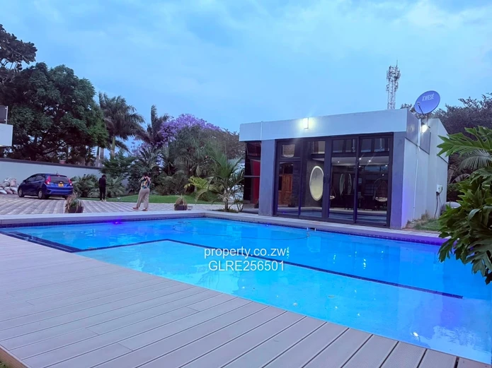 Modern 6-Bed, 5-Bath Mount Pleasant Heights Home - Pool & Borehole