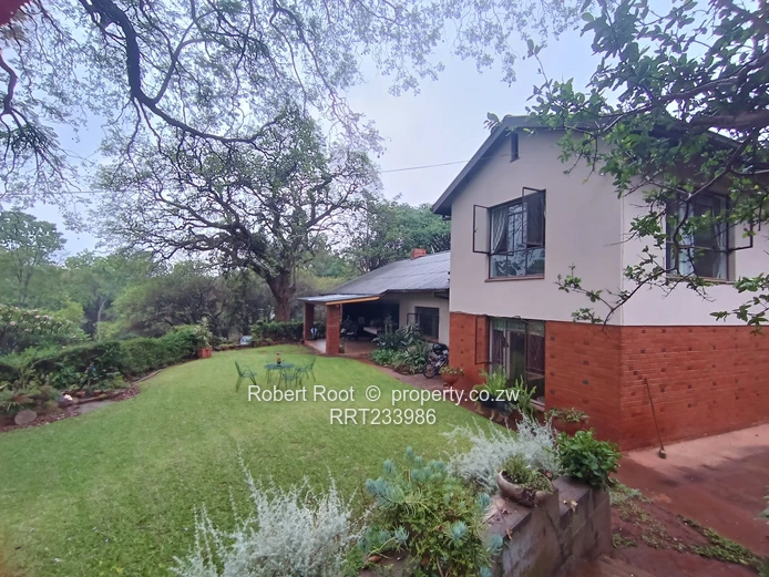 5 bed family home on the Ridge Avondale