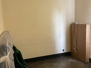 2 Bedroom Flat & Apartment