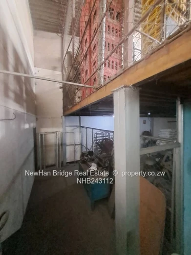 Willowvale Factory-Warehouse on 223m² Walled Site (Sole Mandate)