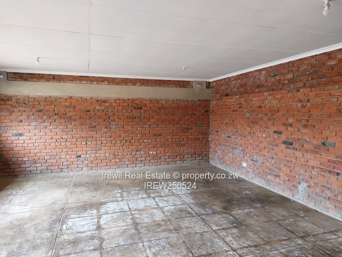 Pomona Commercial Property 