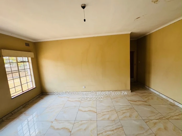 3-Bedroom Family Property On Over 1 Acre