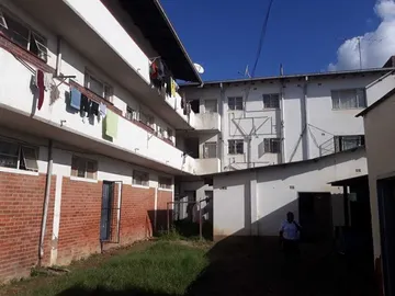 12 Bedroom Flat & Apartment