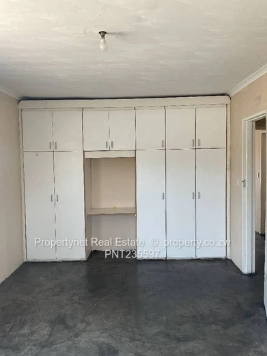 Solid neat family home!!!