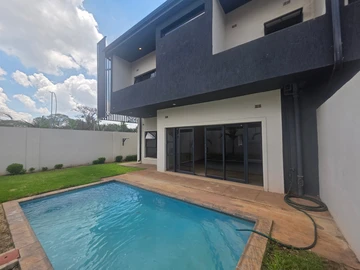 4 Bedroom Townhouse Complex