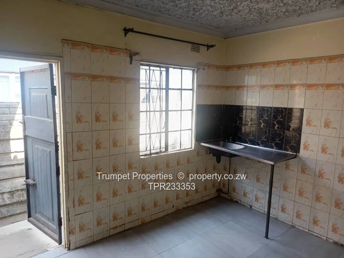 Mufakose House For Sale