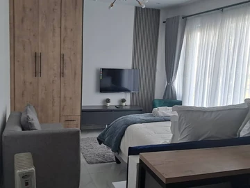 Flat & Apartment