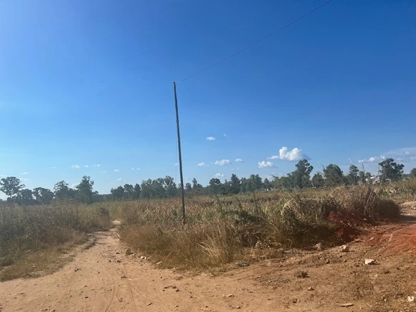 Commercial & Industrial Land