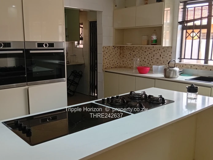Modern 5-Bed Sandton Park Home with Stylish Kitchen & Borehole