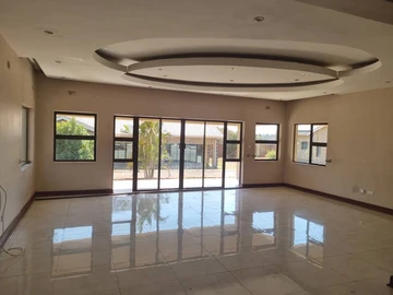 2 Bedroom Garden Flat