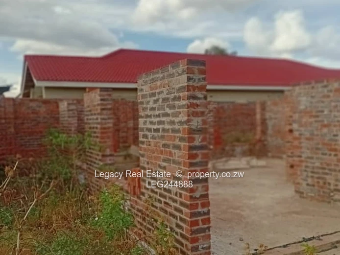 Incomplete House For Sale In Cold Comfort Pleasant Valley| Sole Mandate