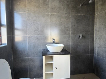 3 Bedroom Garden Flat