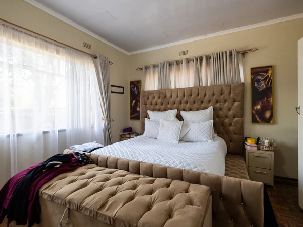 2 Bedroom Garden Flat