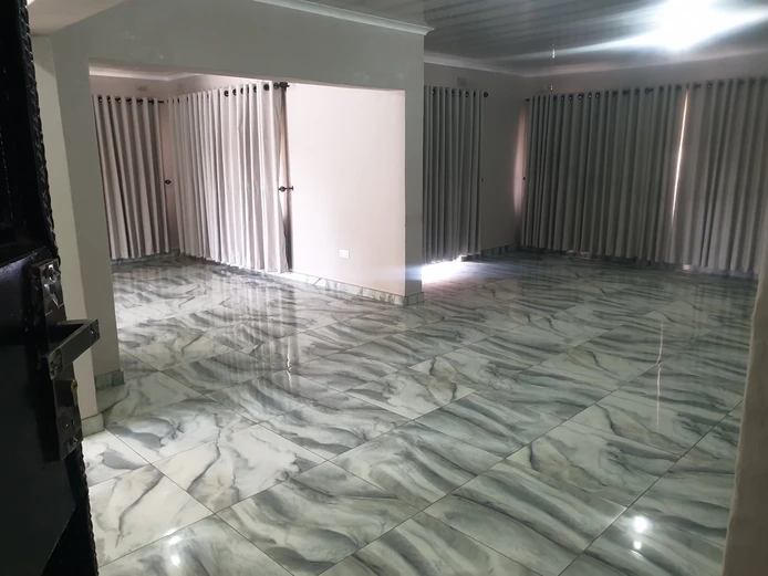 Ruwa solomio 3 bed house to rent 