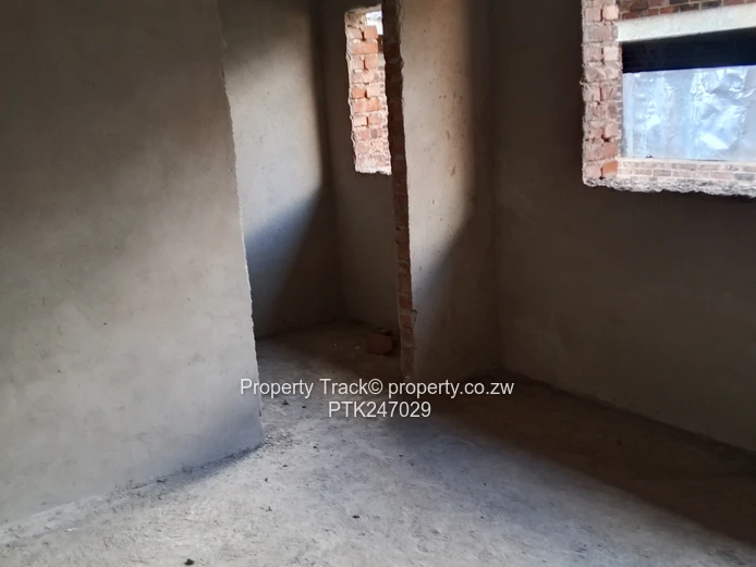 Incomplete 4beds 